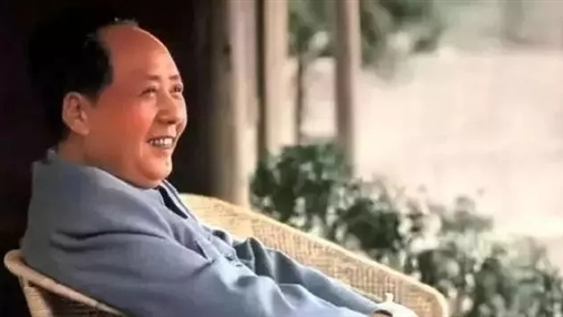 紀(jì)念毛澤東同志誕辰126周年！致敬一代偉人！